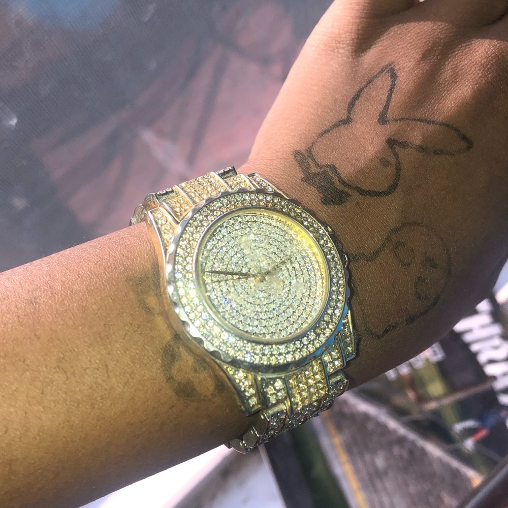 Fake gold watch